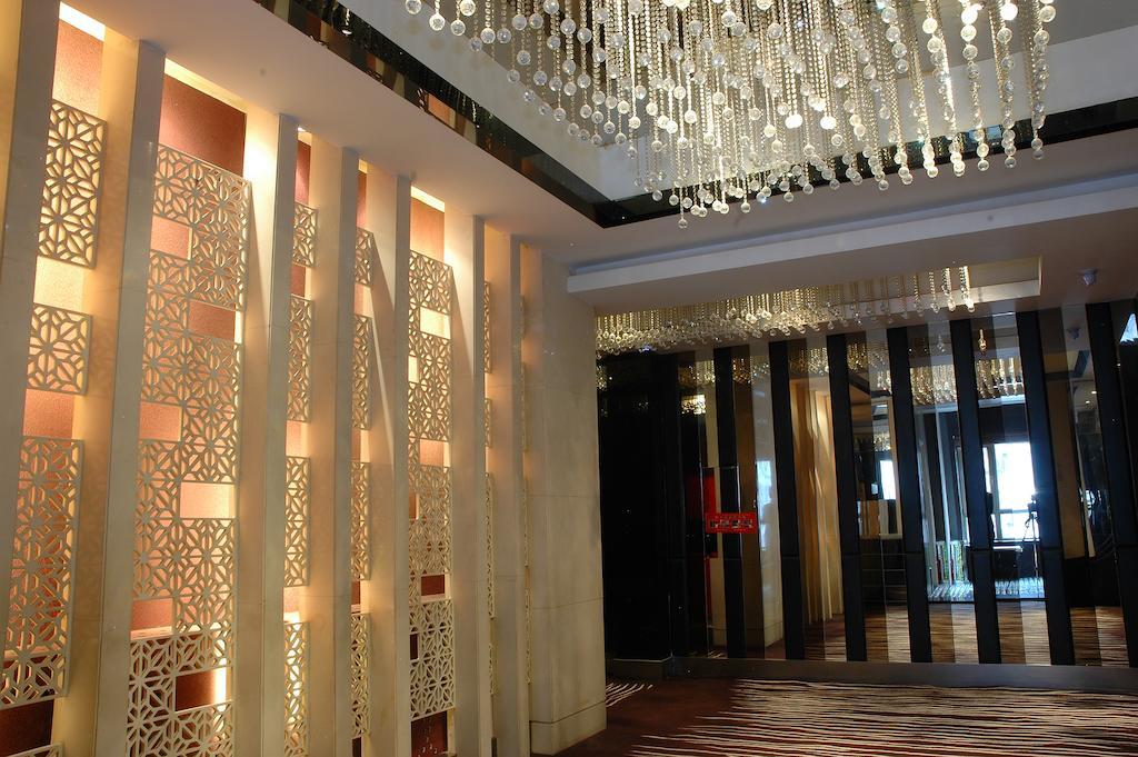Harbin Yakelai Holiday Hotel Exterior foto
