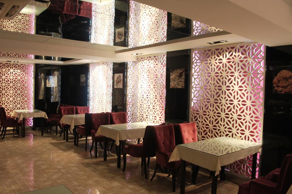 Harbin Yakelai Holiday Hotel Exterior foto