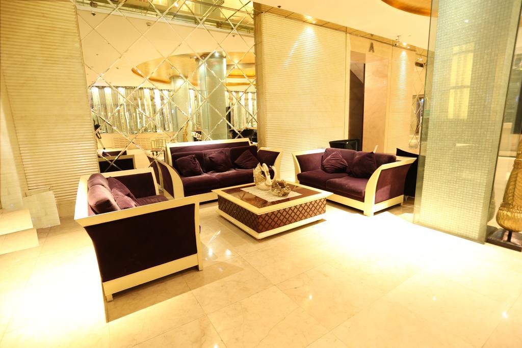 Harbin Yakelai Holiday Hotel Exterior foto