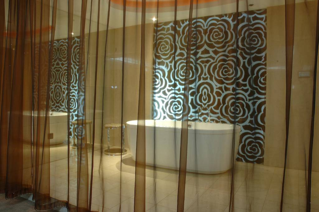 Harbin Yakelai Holiday Hotel Zimmer foto